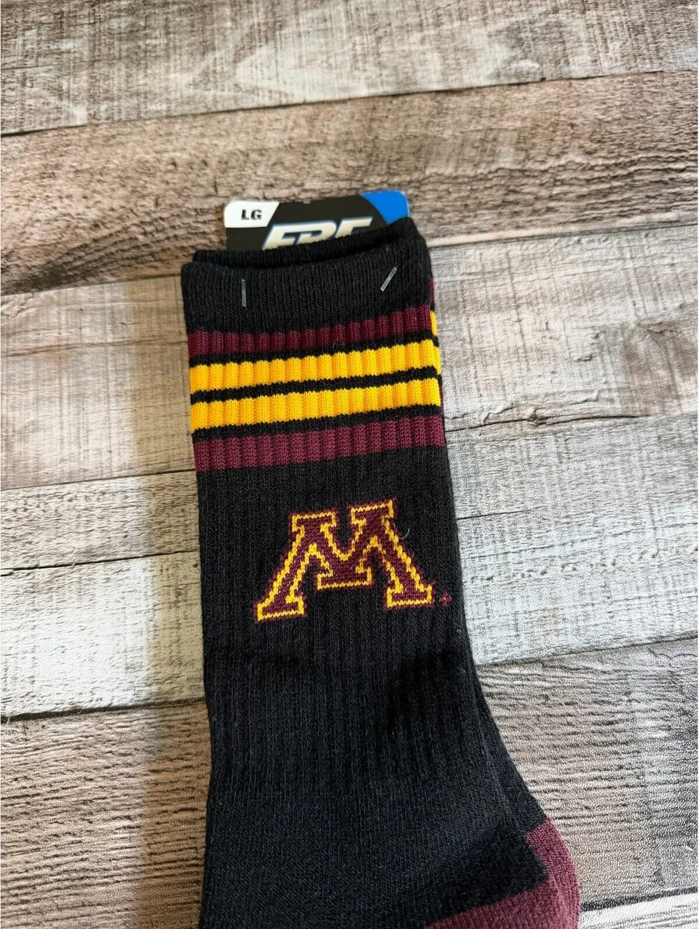NWT Minnesota Gophers Crew-Length Socks Size Large
